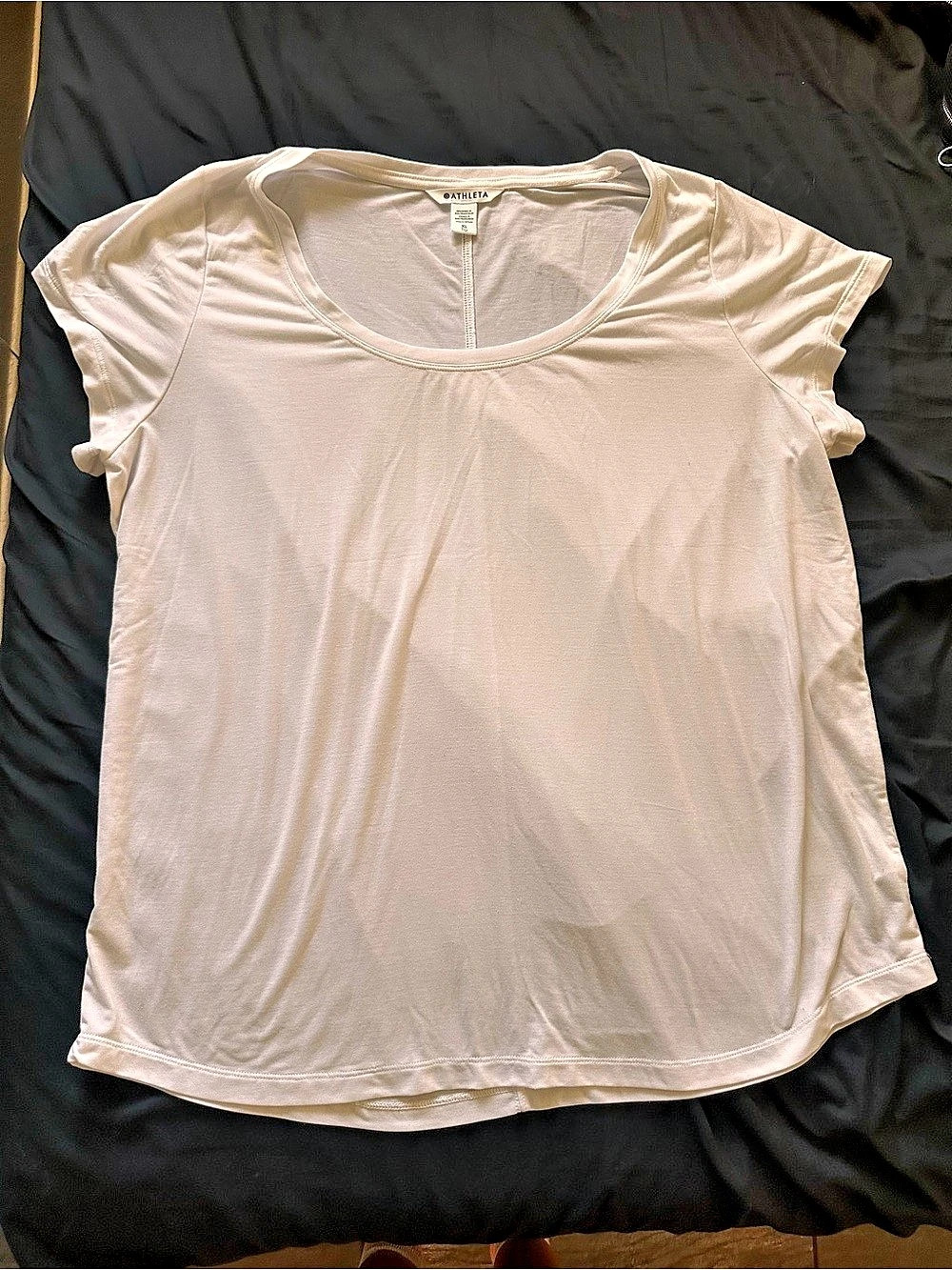 Athleta Breezy Tee Short Sleeve Top